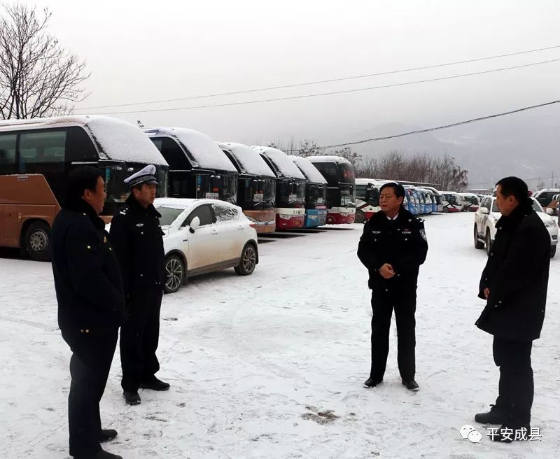 下大雪 汽车_下大雪汽车会停运吗_下大雪车子会不会冻坏