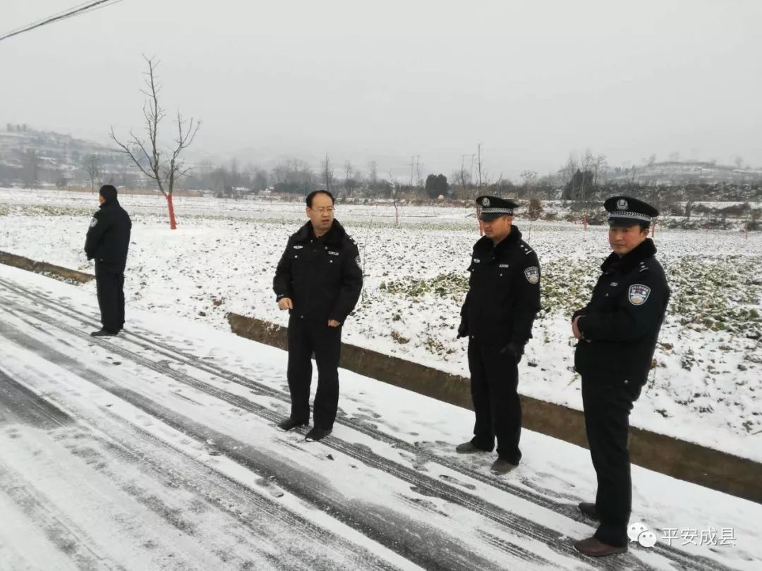 下大雪汽车会停运吗_下大雪 汽车_下大雪车子会不会冻坏